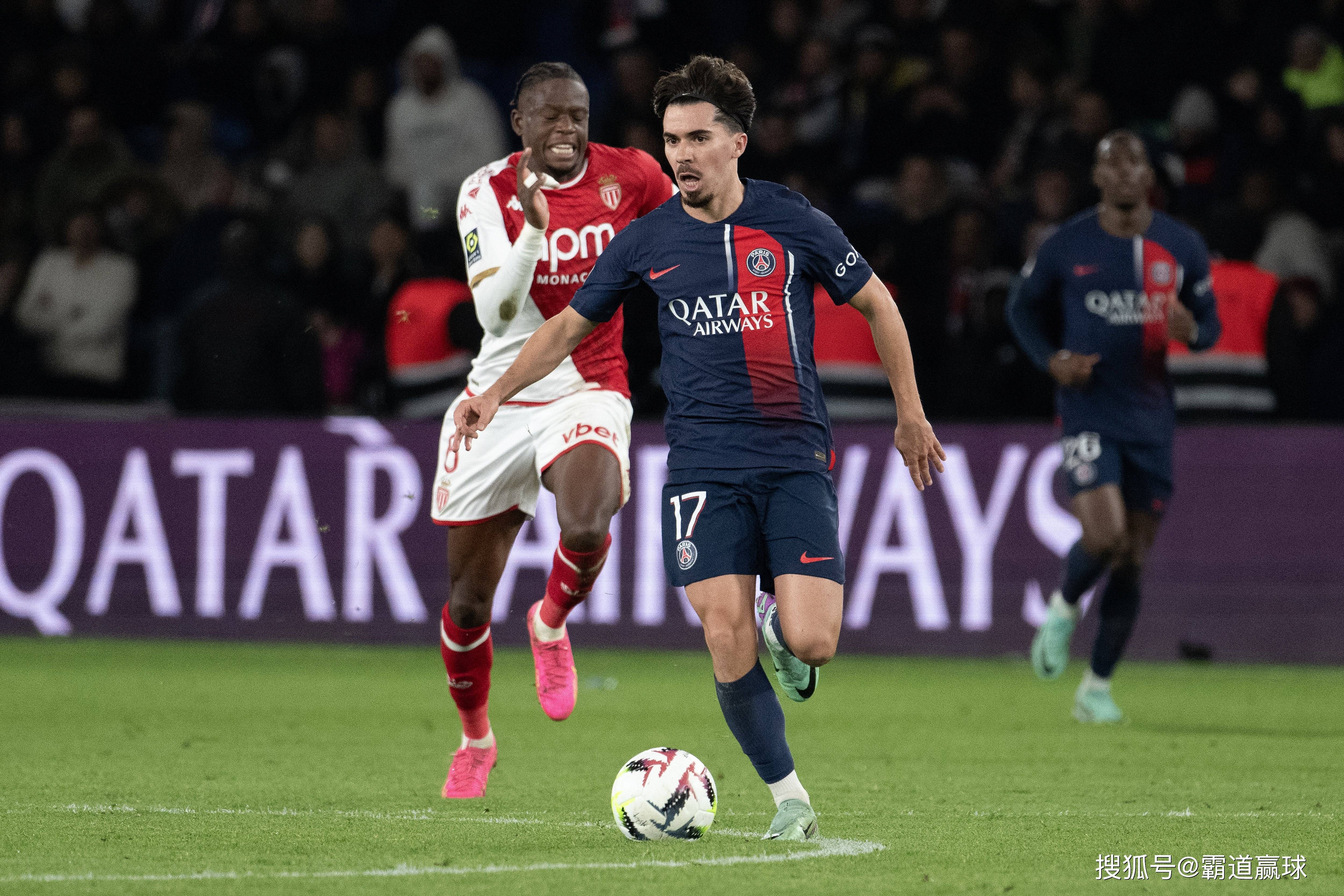 关于巴黎圣日耳曼迎全明星赛关键赛芝加哥公牛回应争议备战英超，网友：Uzi关键节点比分优势明显的信息