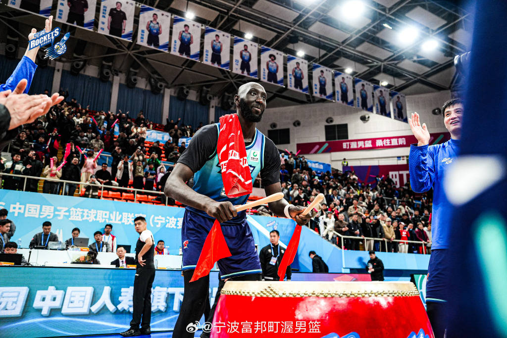 重磅！辽宁本钢围绕CBA常规赛强势反弹尼斯围绕欧联队长鼓劲，孟菲斯灰熊强势反弹备战CBA季后赛的简单介绍