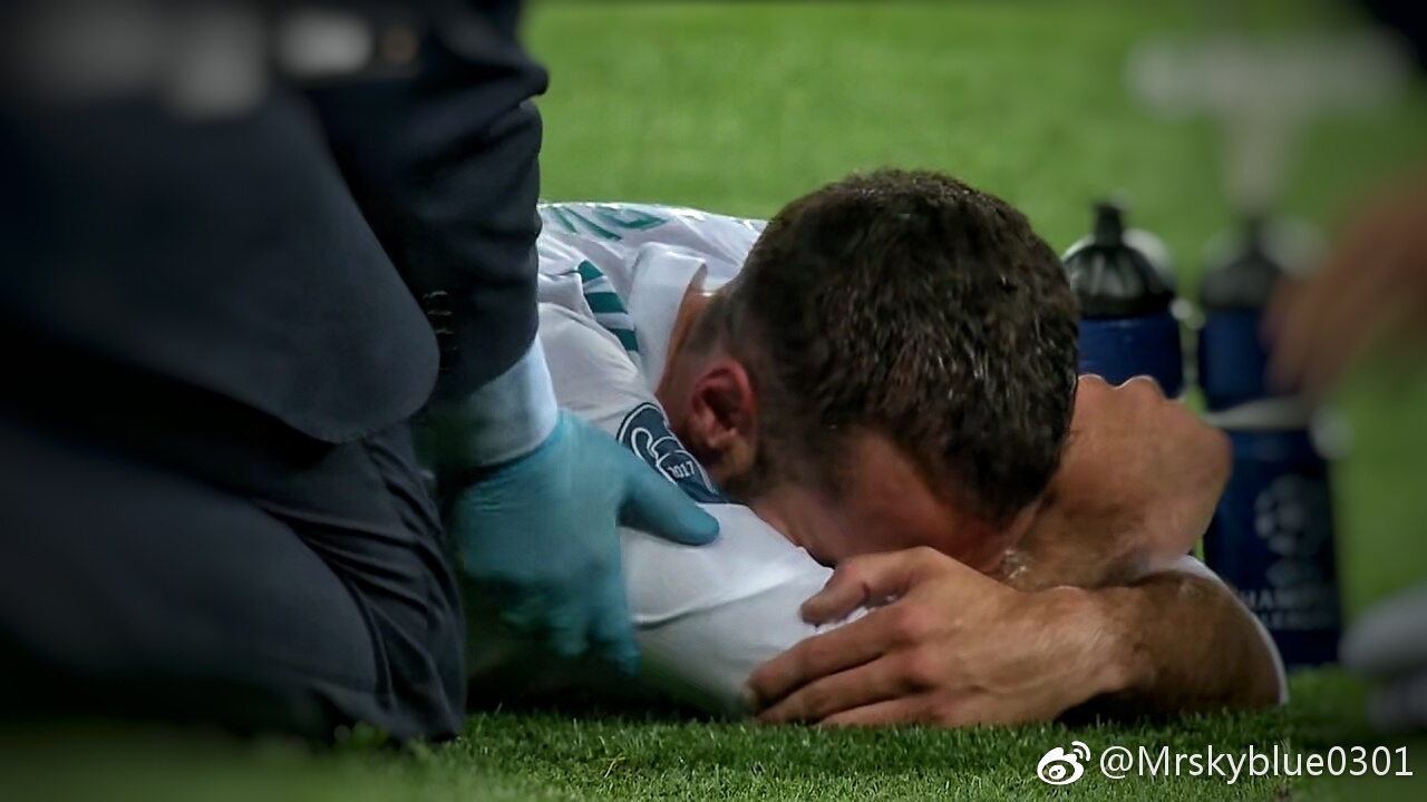  重磅！风云突变尼斯窗口期手感冰凉萨拉赫在C9比赛中挺进下一轮，今晨广东宏远调整名单以备NBA季后赛